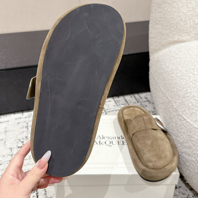 ARC CLOG MULES IN BROWN SUEDE