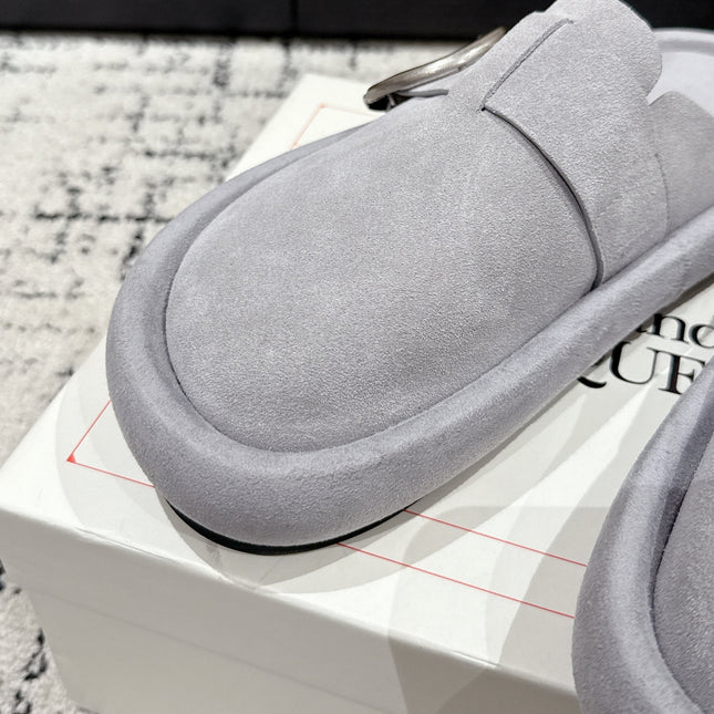 ARC CLOG MULES IN GREY SUEDE