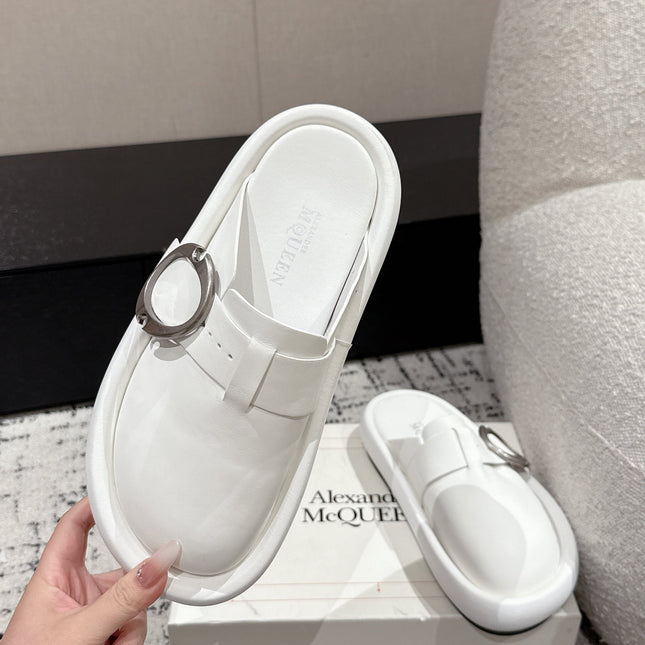 ARC CLOG MULES IN WHITE LAMBSKIN
