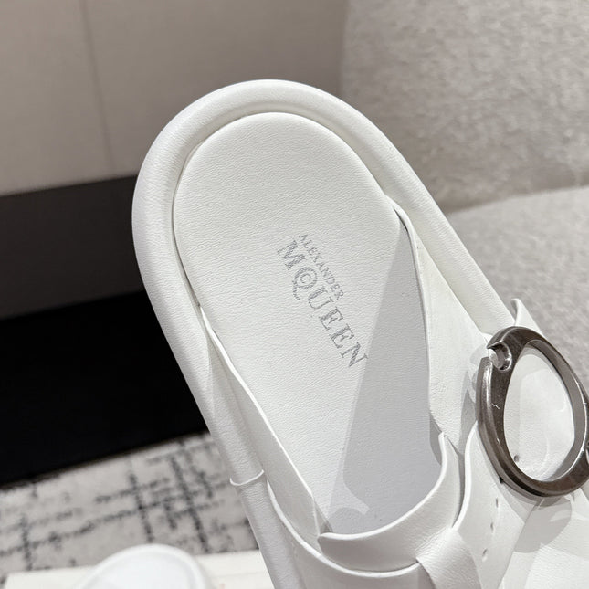 ARC CLOG MULES IN WHITE LAMBSKIN