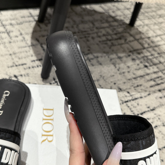 DIOR SLIDES 25S IN BLACK LAMBSKIN AND FABIRC WITH BRAND LOGO STYLE 1