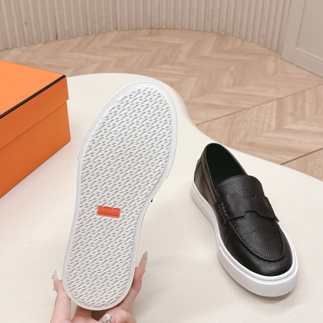 HM 25S SLIP-ON IN BLACK GRAINED LEATHER