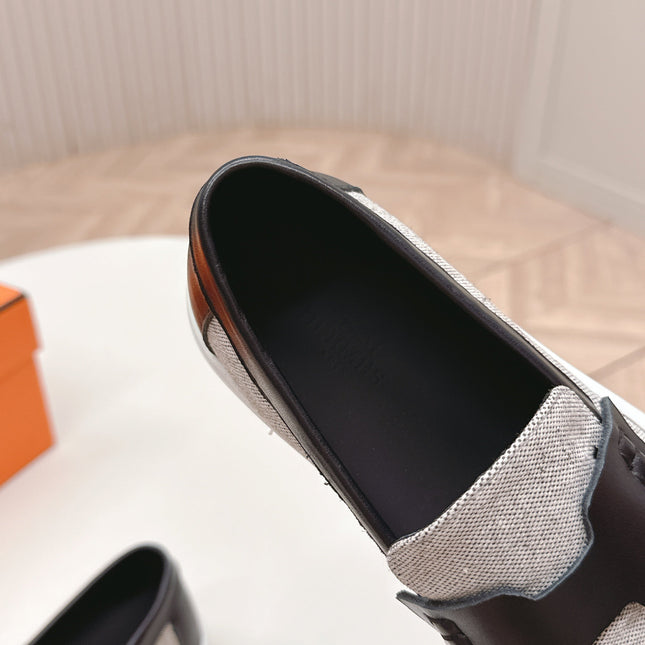 HM 25S SLIP-ON IN LIGHT GREY CANVAS AND BLACK LAMBSKIN