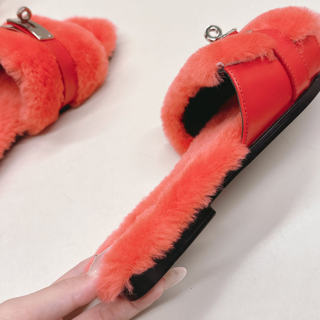 HM 25S ORAN SANDAL IN RED ORANGE SHEARLING WITH SILVER HARDWARE