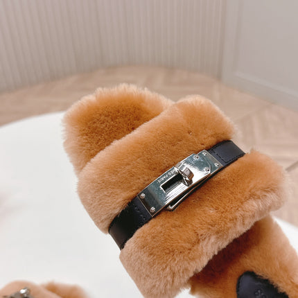 HM 25S ORAN SANDAL IN CLAY ORANGE SHEARLING WITH SILVER HARDWARE