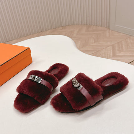 HM 25S ORAN SANDAL IN DARK RED SHEARLING WITH SILVER HARDWARE