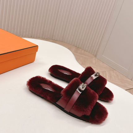 HM 25S ORAN SANDAL IN DARK RED SHEARLING WITH SILVER HARDWARE