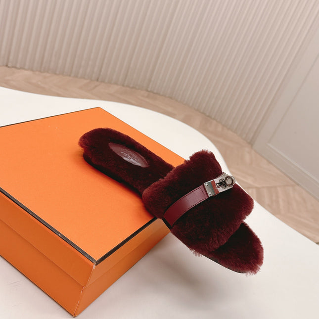 HM 25S ORAN SANDAL IN DARK RED SHEARLING WITH SILVER HARDWARE