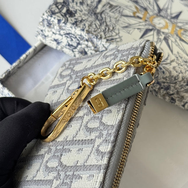 DIOR 25S TRAVEL MYRTE ZIPPED KEY CASE 14 IN GRAY DIOR OBLIQUE JACQUARD CANVAS