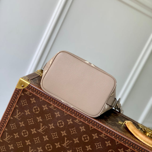 ALL IN BB BAG 18 IN TOURTERELLE GREY AND CREAM EMBOSSED COWHIDE