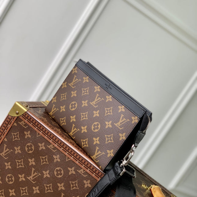 ANPHA WEARABLE WALLET 18 IN BROWN AND BLACK MONOGRAM CALFSKIN