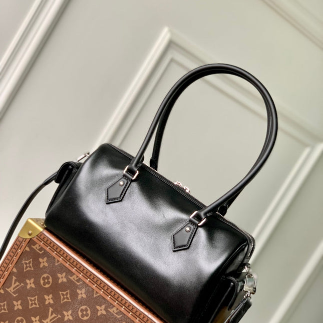 SPEEDY CARGO VIBE 28 IN BLACK LAMBSKIN MONOGRAM LOGO TAG