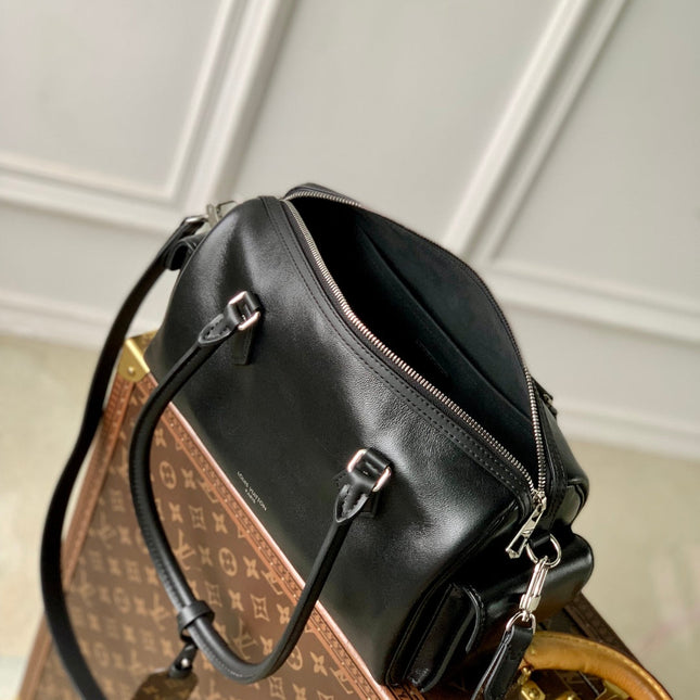 SPEEDY CARGO VIBE 28 IN BLACK LAMBSKIN MONOGRAM LOGO TAG