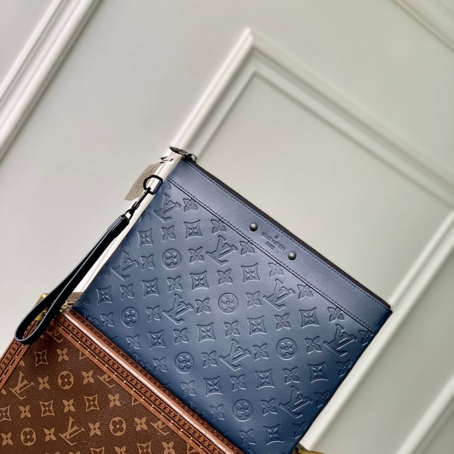 POCHETTE TOGO 30 IN DARK BLUE MONOGRAM ECLIPSE CALFSKIN EMBOSSED LOGO