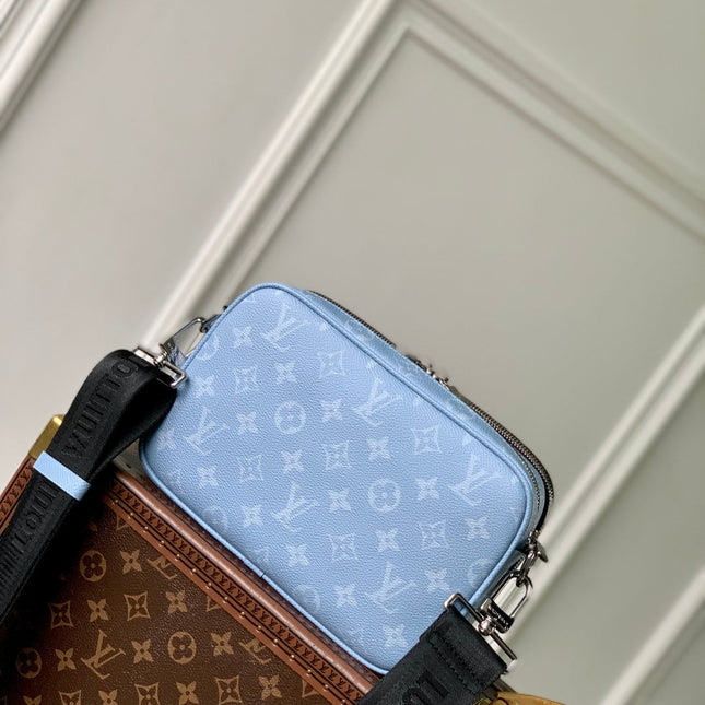 ALPHA MESSENGER 24 IN BLUE MONOGRAM COATED CANVAS AND CALFSKIN