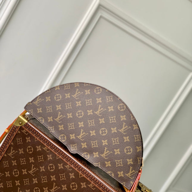 LV FAN 37 IN BROWN MONOGRAM COATED CANVAS AND CALFSKIN