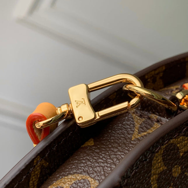 LV FAN 37 IN BROWN MONOGRAM COATED CANVAS AND CALFSKIN