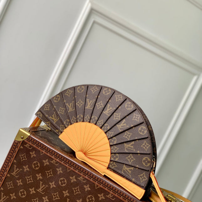 LV FAN 37 IN BROWN MONOGRAM COATED CANVAS AND CALFSKIN