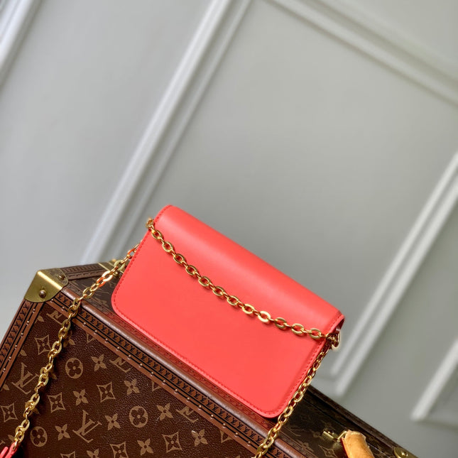 WALLET ON CHAIN BLOOM 20 IN SWEET CORAL CALFSKIN
