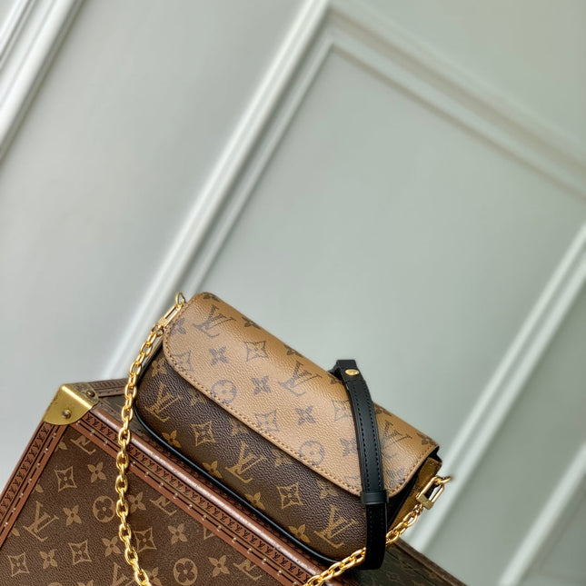 WALLET ON CHAIN IVY 23 IN BROWN MONOGRAM REVERSE CANVAS