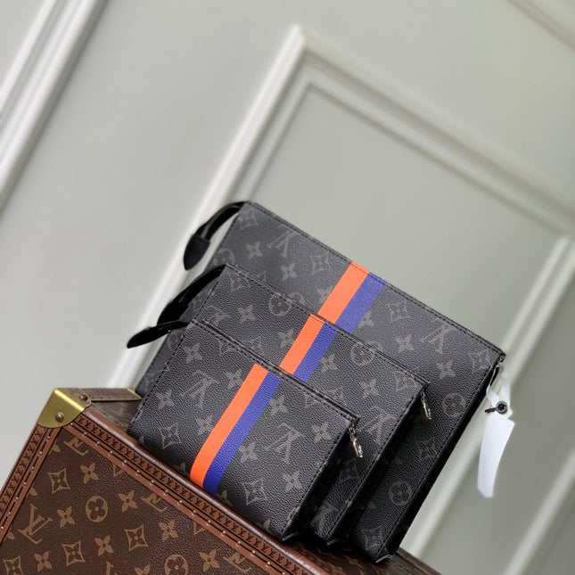 RIO TOILET POUCH 25 IN BLACK CANVAS MONOGRAM SILVER LOCK