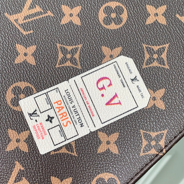 RIO TOILET POUCH 25 IN BROWN CANVAS MONOGRAM GOLD LOCK