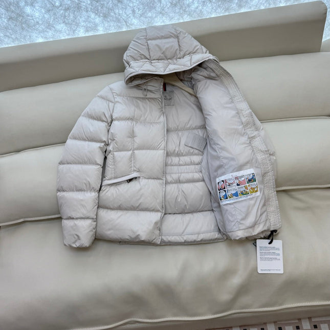 MONCLER 25S JACKET IN WHITE 041