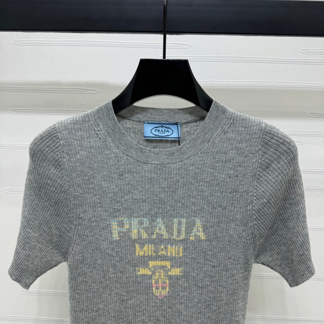 Prada 25 T-Shirt Wool with Acrylic 233531