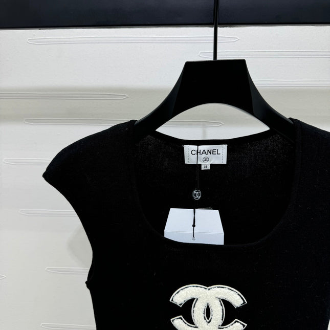 Chanel 25 Black Tank Top Square Neck Knitted