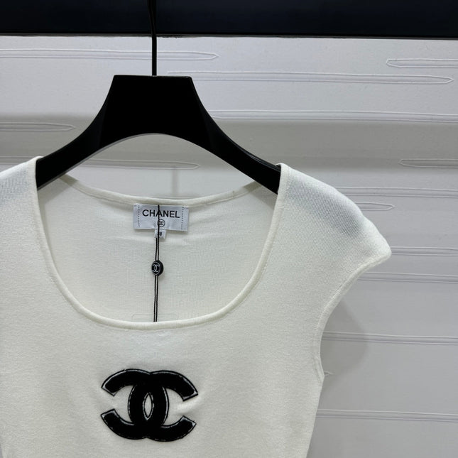 Chanel 25 White Tank Top Square Neck Knitted