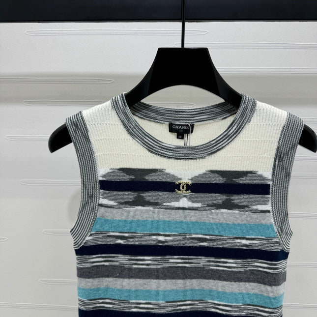 Chanel 25 Sleeveless Striped Top In Blue And Gray