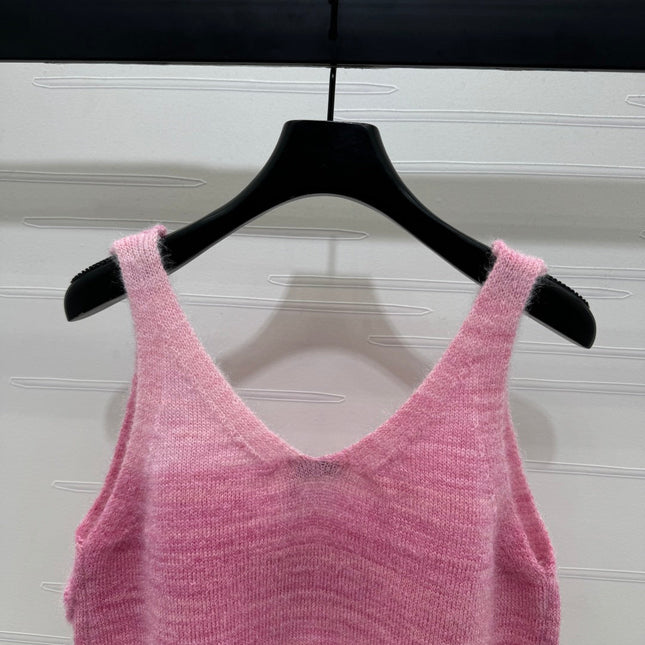 MIUMIU KNIT VEST WITH 3D FLORAL DETAILS 274890