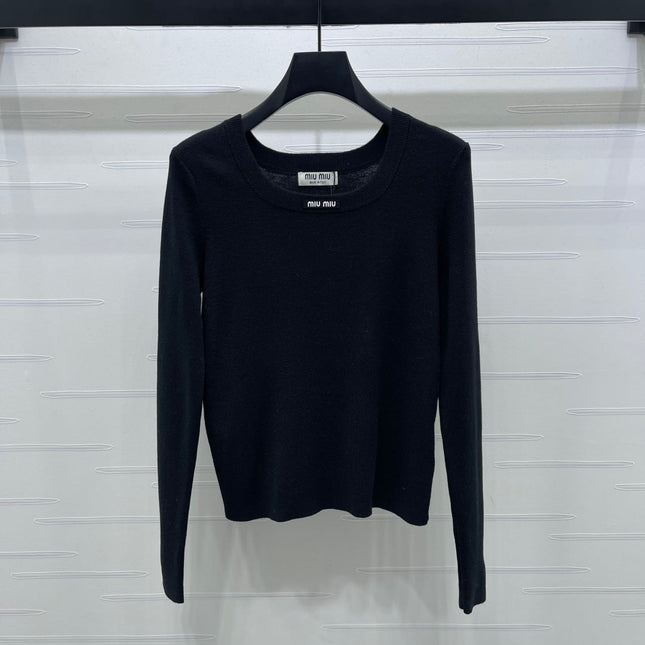 MIUMIU KNITTED SWEATER STYLE 460