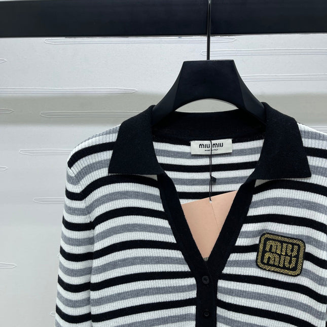 MIUMIU KNITTED SWEATER STYLE 453