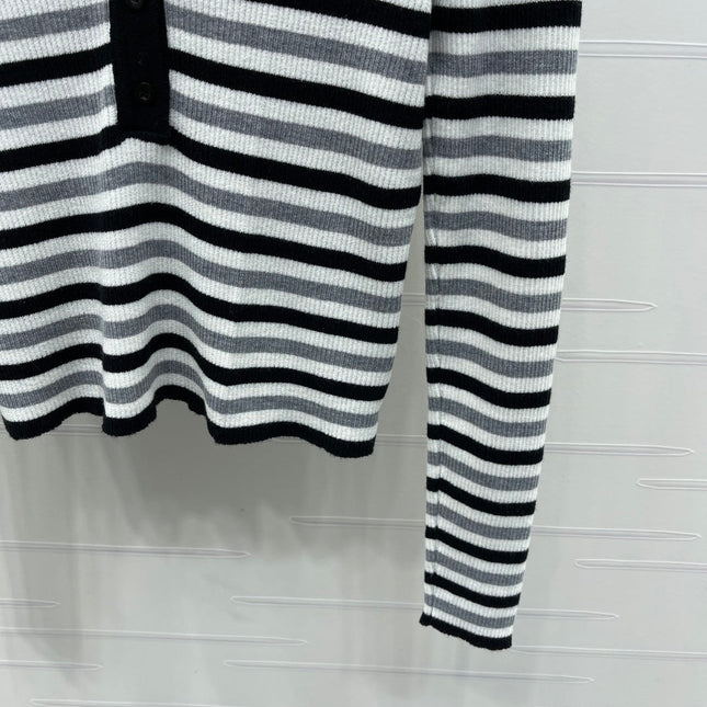 MIUMIU KNITTED SWEATER STYLE 453