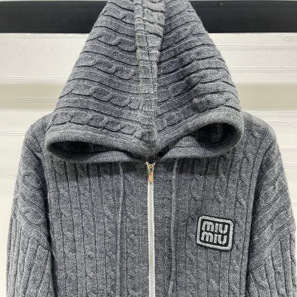 MIUMIU CARDIGAN STYLE 492