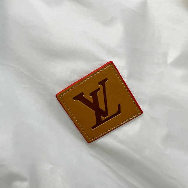 LV SET JACKET AND PANTS WHITE 239590