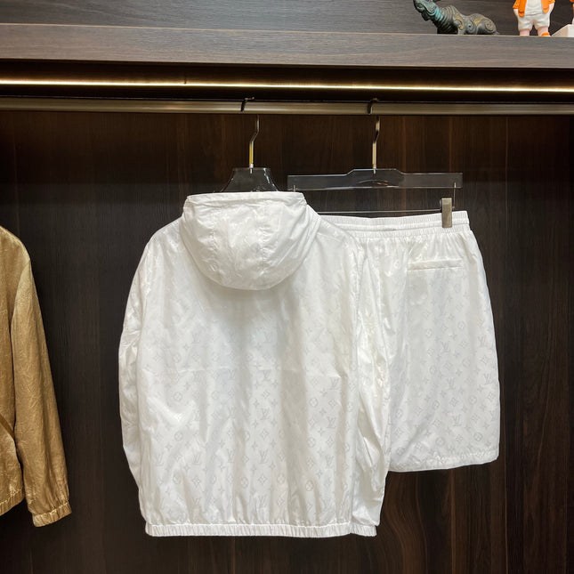 LV SET JACKET AND PANTS WHITE 239590