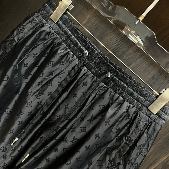 LV SET JACKET AND PANTS BLACK 239591