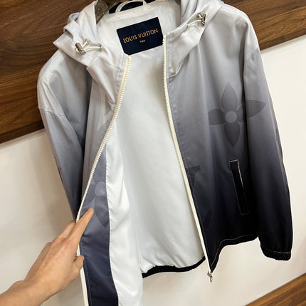 LV BLACK GRADIENT JACKET 238900