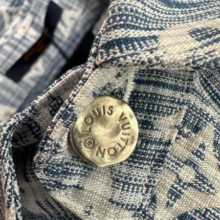 LV SHIRT JACKET IN BLUE MONOGRAM WASHED DENIM 238932