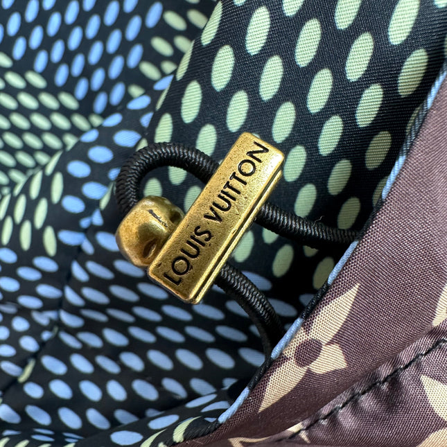 LV DOUBLE-SIDED HOODED JACKET 239107