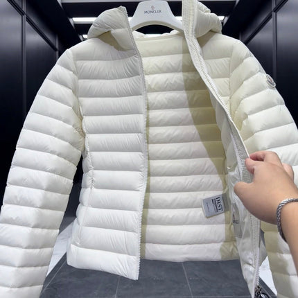 MONCLER 25S JACKET IN WHITE 019