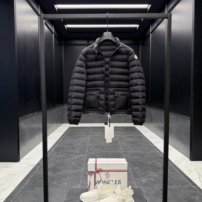 MONCLER 25S JACKET IN BLACK 021