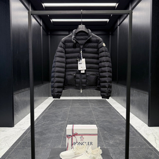 MONCLER 25S JACKET IN BLACK 021
