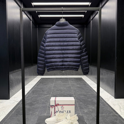 MONCLER 25S JACKET IN NAVY 022