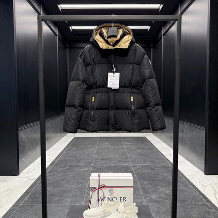 MONCLER 25S JACKET IN BLACK 017