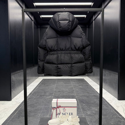 MONCLER 25S JACKET IN BLACK 017