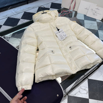 MONCLER 25S JACKET IN WHITE 014