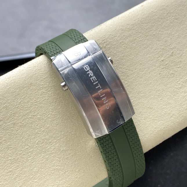 SUPEROCEAN AUTOMATIC 44 GREEN CERAMIC BEZEL GREEN RUBBER STRAP